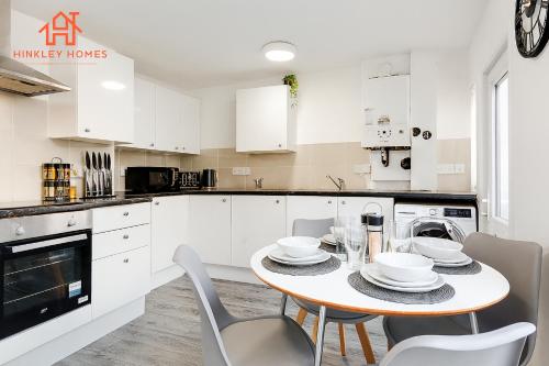 Supersized 6 bedroom Liverpool/Free parking/sleeps 12, Liverpool (zdjęcie 2)