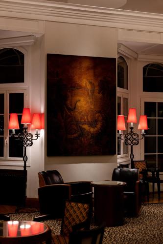 Pub/Lounge, Hotel Belles Rives in Juan-les-pins