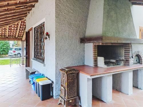 Erkély/terasz, Holiday Home Cascina Paciotti by Interhome in Vergiate