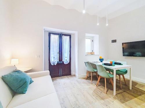 Istaba viesiem, Apartment Studio Kalè Akté by Interhome (Apartment Studio Kale Akte by Interhome) in Caronia (Sicily)