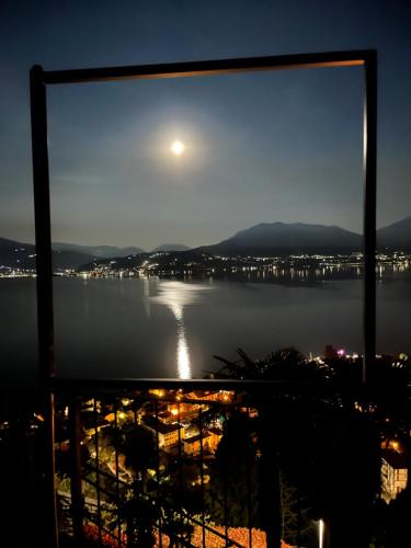 Skats, Villa Paradiso in Kanero Riviera