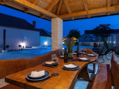 Balkons/terase, Holiday Home Šimić by Interhome (Holiday Home Simic by Interhome) in Otrić