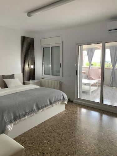 La Casa del Sol con Terraza in Santa Oliva