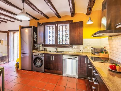 virtuve, Holiday Home Esl Masos de Vespella by Interhome in Vespella de Gaia