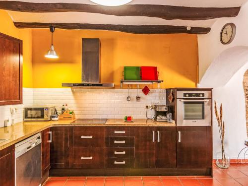 virtuve, Holiday Home Esl Masos de Vespella by Interhome in Vespella de Gaia