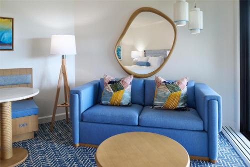 OUTRIGGER Kauaʻi Beach Resort & Spa Room Type - Signature Garden View 1 King Bed