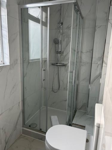 PADDiNGTON STATION HYDE PARK APARTMENT in Greater London