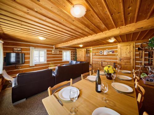 Konyha, Holiday Home Rustic Lodge by Interhome in Rokytnice nad Jizerou