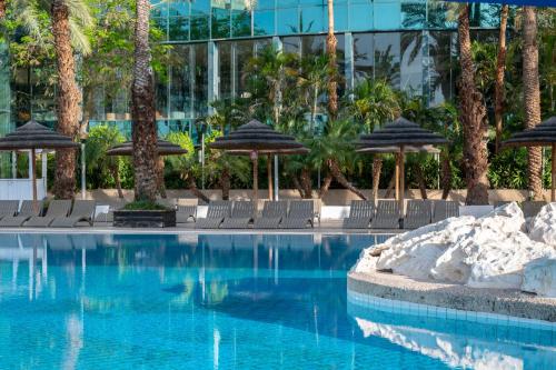 수영장, 레오나르도 클럽 호텔 데드씨 - 올 인클루시브 (Leonardo Club Hotel Dead Sea - All Inclusive) in 데드씨 / 사해