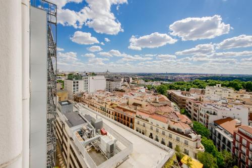 Kilátás, Estancia Real para 8, al pie de Plaza España (Estancia Real para 8, al pie de Plaza Espana) in Chueca / Justicia