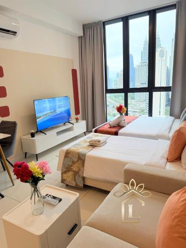 Majestic Premium Residence by Luxe Home - image 13