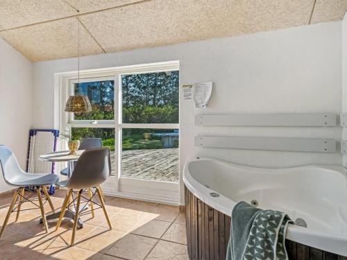 Holiday Home Persa - from the sea by Interhome in Hals