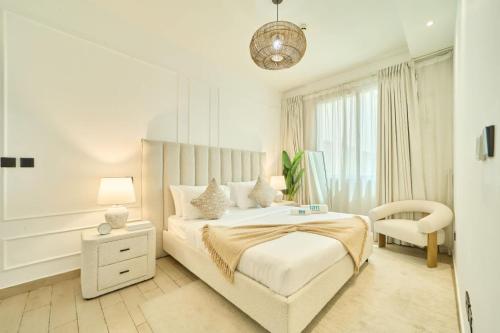 Modern 1BR Retreat in JVT at LA Residences - image 4