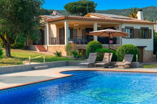 WELCS VILLA 353 PDA con piscina y jardin
