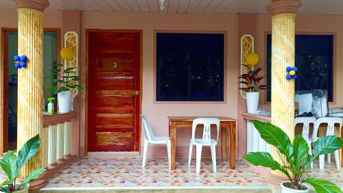 บริการและสิ่งอำนวยความสะดวก, Victoria's Inn  in ซีคุยเจอร์
