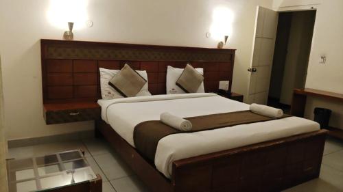 ROYAL RESIDENCY Ac in Virudhunagar
