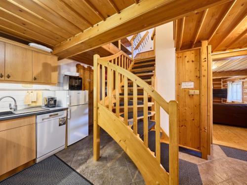 Konyha, Holiday Home Rustic Lodge by Interhome in Rokytnice nad Jizerou