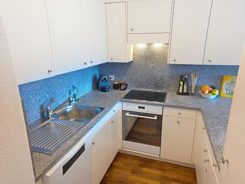 virtuve, Apartment Toissa A6 by Interhome in Salufa