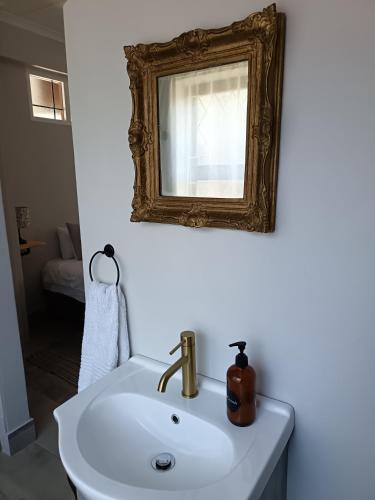 Bluewater Guesthouse Room Type - Basic Double Room