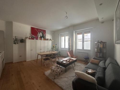 Beautiful apartment Sarpi Brera Milano Center