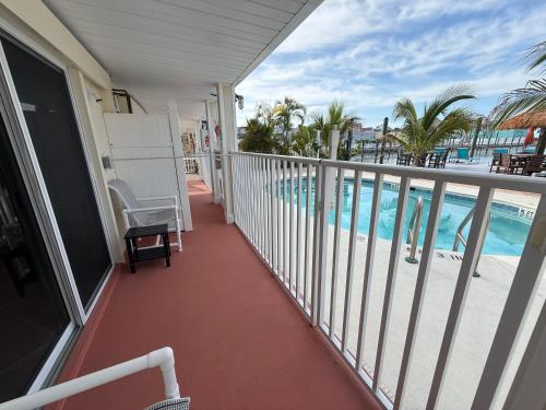 Manatee Bay Inn - image 7