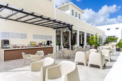 레스토랑, Bahia Principe Escape Runaway Bay - Hyatt Inclusive Collection - Adults Only - All Inclusive in 런어웨이 베이