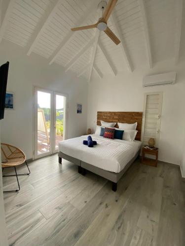 Villa Arubana 2 Bedrooms Private Pool & Tropical Garden in Sainte-Anne