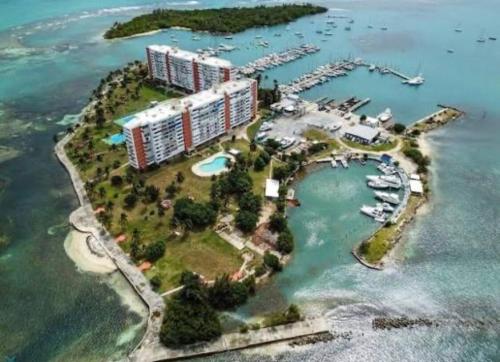 Private Island Oceanview Condo – khách sạn tại Cabezas