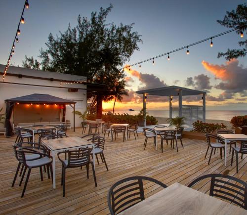 Restaurant, Divi Southwinds Beach Resort in Christ Church