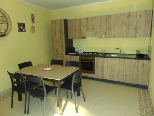 virtuve, Casa Vacanze L'olmo e la seta in San Floro
