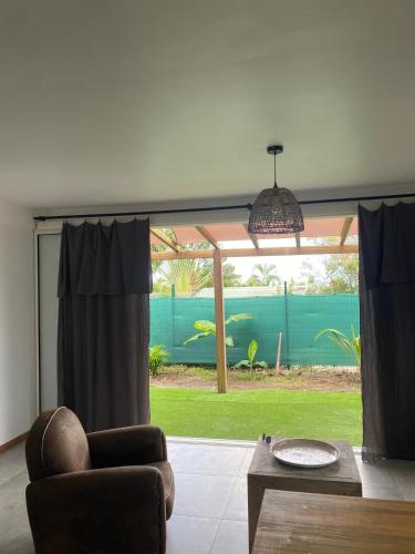 Friar's Bay 5 min walk to the beach 2-room apartment – khách sạn tại Grand Case