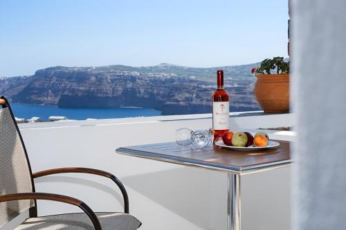 Aelia Suites Akrotiri, Santorini