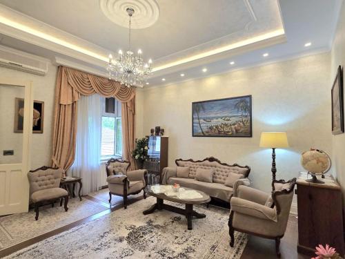 Spacious 165m2 apartment - 3BR & 3 terraces -Zemun Center Lux