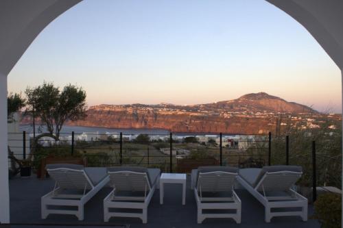Villa Solasta #1 with jacuzzi in Santorini