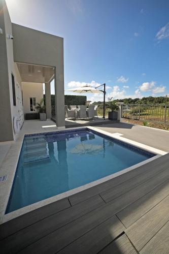 3BR Modern Villa w/ Private Pool & Fire Pit in St. Philip
