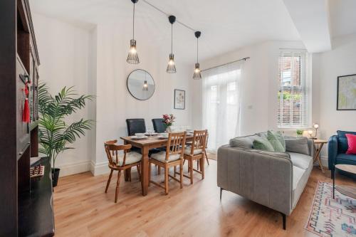 Oakdale House - Near Sefton Park - Parking – khách sạn tại Quận Edge Hill