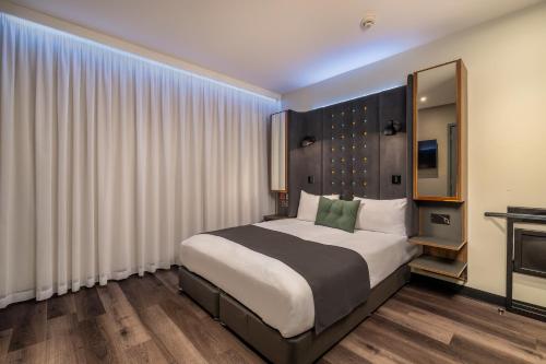 Point A Kensington Olympia - image 37