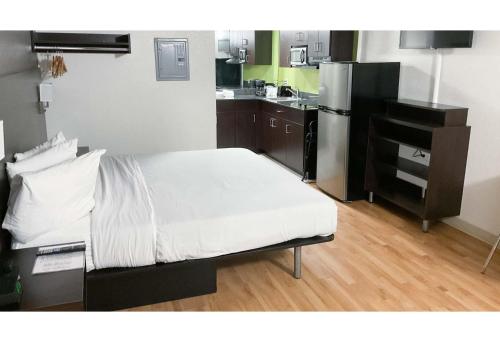 Studio 6  Columbus, GA -Downtown – Columbus, GA