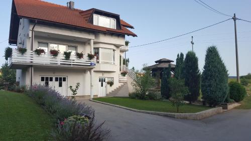 Elysian Apartments in Grabovac