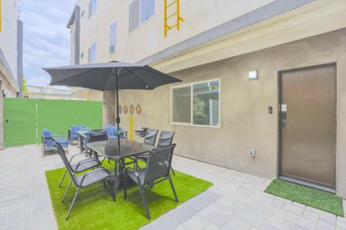 J - Lovely 3BR Family Home by Universal with Private Parking, Patio, Grill & Games - FIFA World Cup