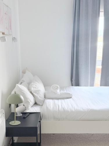Stylish and Cozy One bedoom Flat with Balcony & PS5 In Birmingham, Birmingham (zdjęcie 7)