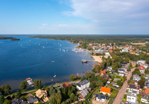Зовнішній вигляд готелю, Marina Apartamenty ChKŻ (Marina Apartamenty ChKZ) in Хажикови