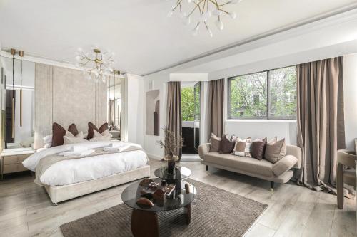 LUXURY Apt - Balcony- Kensington-24 7 security - image 2