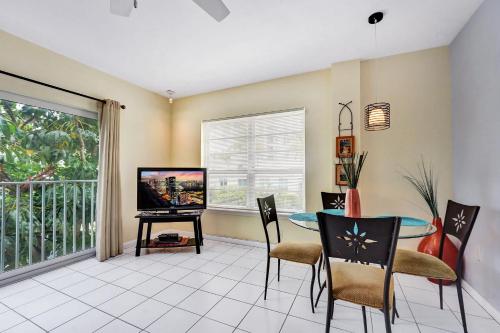 Fort Lauderdale Yacht & Beach Club 316 - image 26