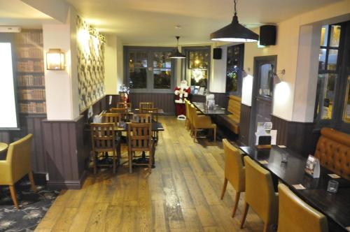 Pub/salon, The Sydney Arms in Dorchester
