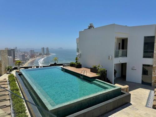Departamento moderno a pie de playa