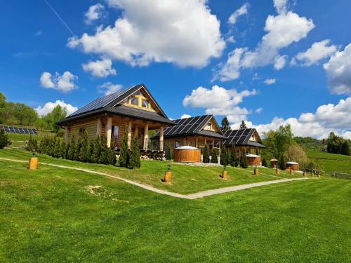 Exterior view of Domki Gorce Klikuszowa Sauna Jacuzzi