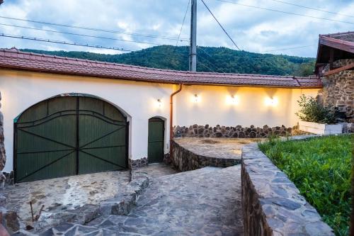 Fântânele Vacation Home, Charming Rustic Home (Fantanele Vacation Home, Charming Rustic Home) in Fântânele (Sibiu)