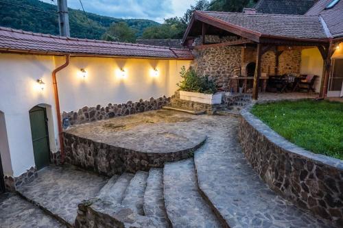 Fântânele Vacation Home, Charming Rustic Home (Fantanele Vacation Home, Charming Rustic Home) in Fântânele (Sibiu)