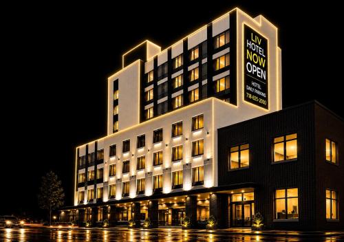LIV Hotel Bronx in Bronx